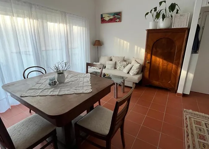 Daire With Mediterranean Charm